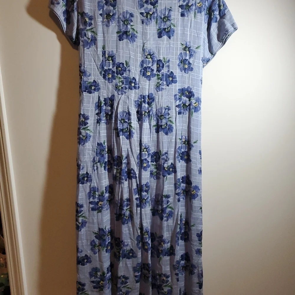 Vintage 90s Sarah Elizabeth Floral 50inch Midi Dress - Picture 2 of 10